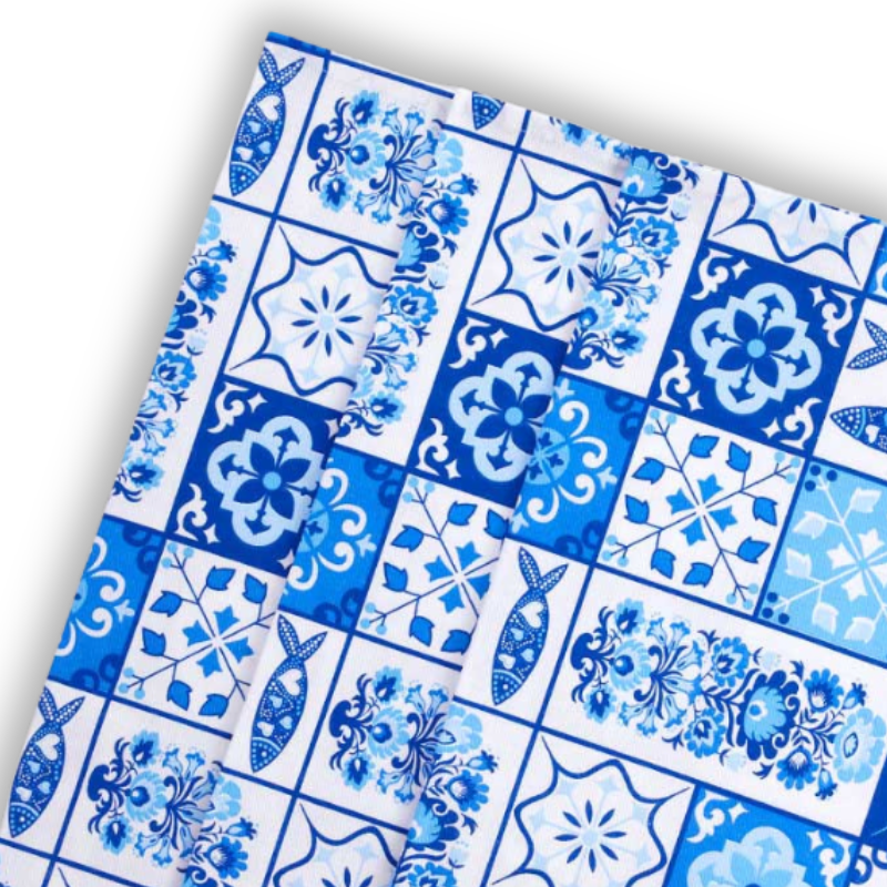 Cotton kitchen towel from Portugal color tiles and sardines, gift from Portugal, portuguese souvenir, Portuguese home decor, decorative tea towel Lisbon