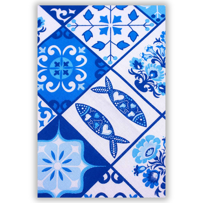 Cotton kitchen towel from Portugal color tiles and sardines, gift from Portugal, portuguese souvenir, Portuguese home decor, decorative tea towel Lisbon