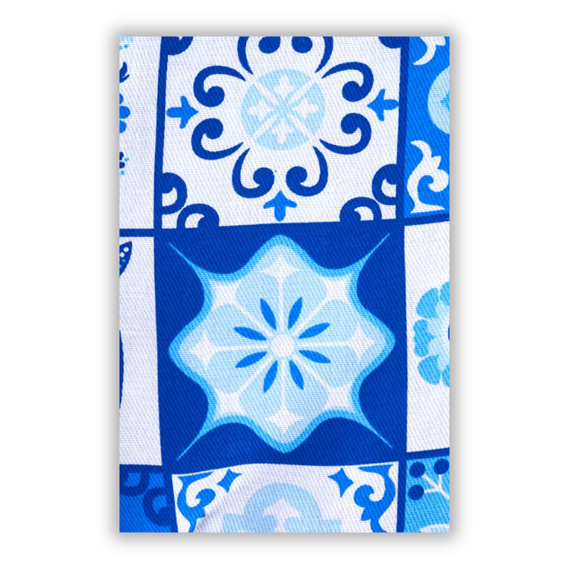 Cotton kitchen towel from Portugal color tiles and sardines, gift from Portugal, portuguese souvenir, Portuguese home decor, decorative tea towel Lisbon