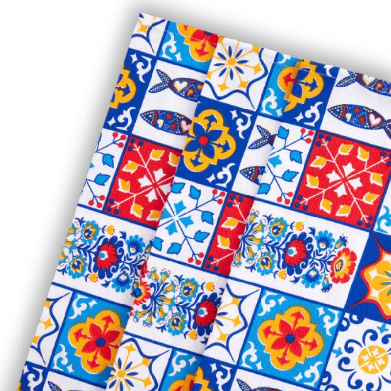 Cotton kitchen towel from Portugal color tiles and sardines, gift from Portugal, portuguese souvenir, Portuguese home decor, decorative tea towel Lisbon